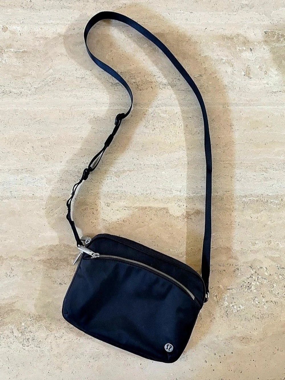 lululemon Everywhere Crossbody Bag